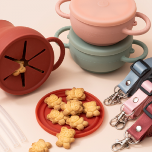 smarter 2in1 faltbarer Snackbecher aus Silikon